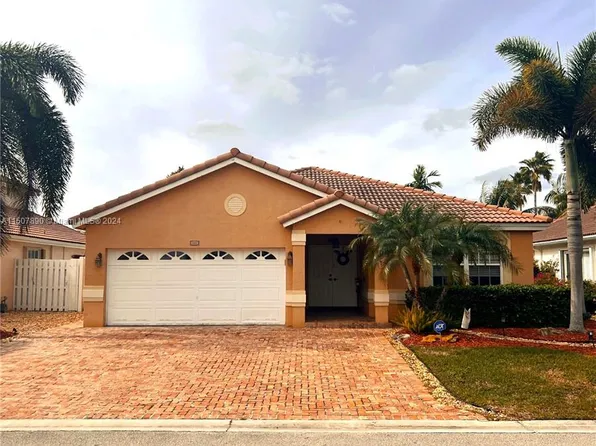 13431 NW 6th Dr, Fort Lauderdale, FL 33325