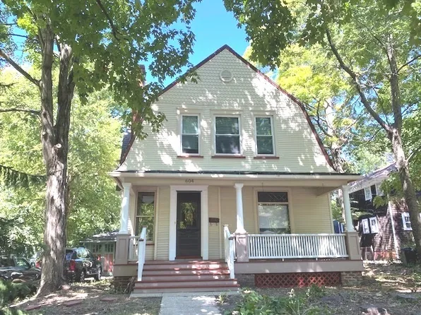 604 W Illinois St, Urbana, IL 61801