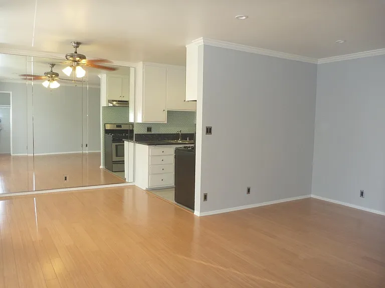 1527 Princeton St #5 — Photo 12