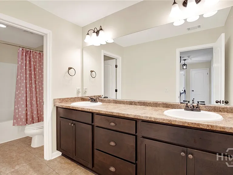 120 Annie Dr — Photo 29