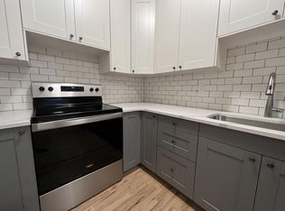 512 4th St SW #103, Rochester, MN 55902