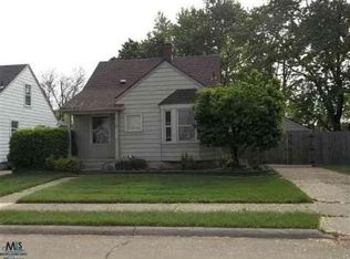 23840 Normandy Ave, Eastpointe, MI