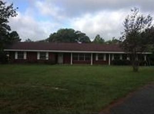 220 Prospect Rd, Florien, LA 71429