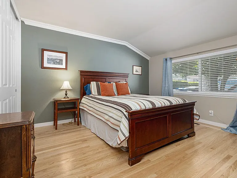 1666 Clayton Way — Photo 11