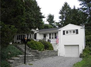 2818 Clearview Rd, Allison Park, PA 15101