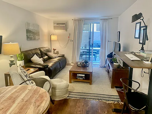 Rented by Brown Harris Stevens | media 1