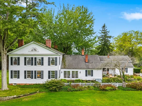 2171 Park West Rd, North Bloomfield, OH 44450