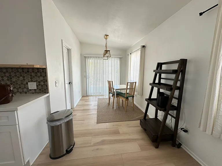5746 Halsey Ave — Photo 6