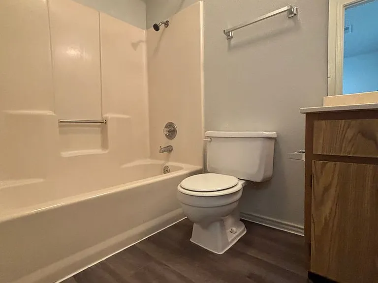 2033 Redwing Way — Photo 6