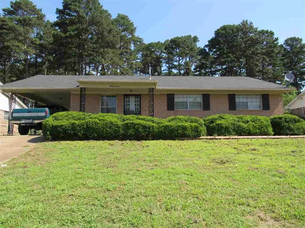 37 Brooks Dr, Jackson, TN 38301