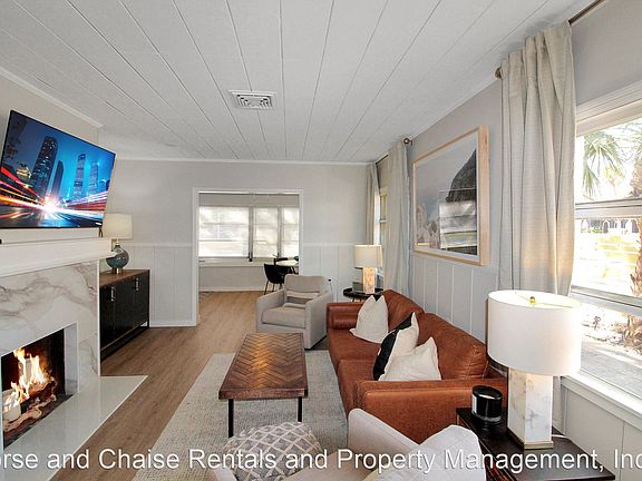 4th image of 209 Harbor Dr S