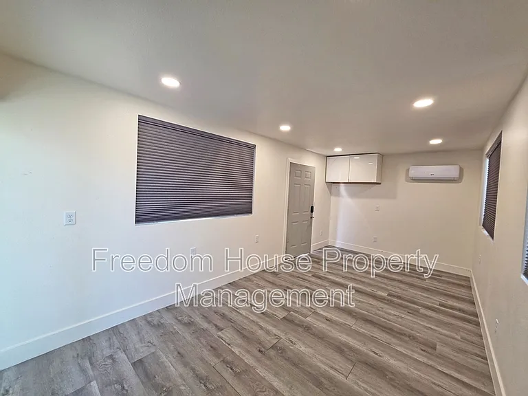 3630 E Vineyard Dr N — Photo 55