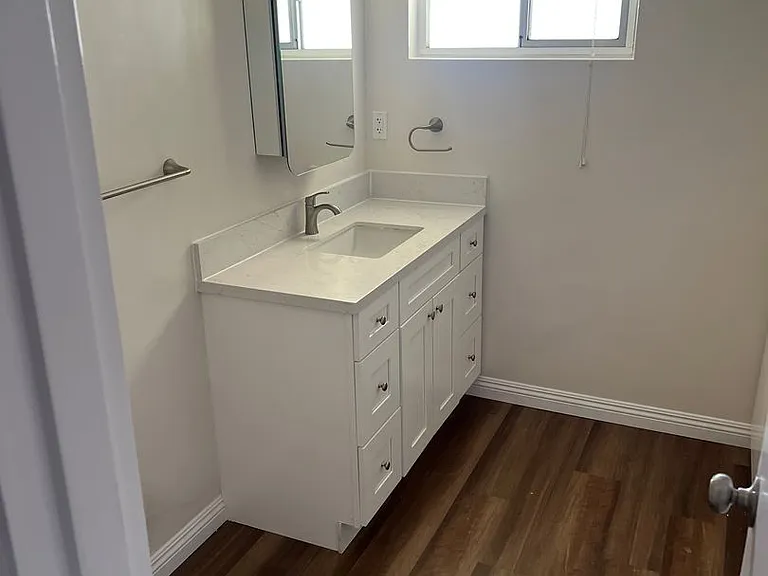 Carousel Apartments: Modern Living in the Heart of the Arcadia — Photo 14