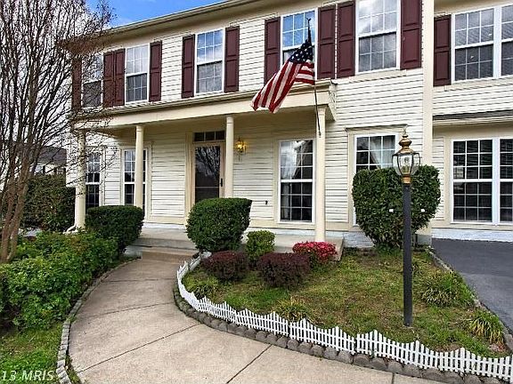 2nd image of 16904 Gentle Wood Ln
