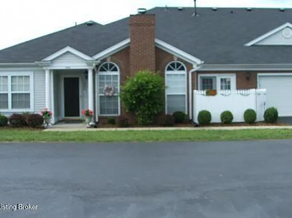 6304 Forest Way Pl, Louisville, KY 40258