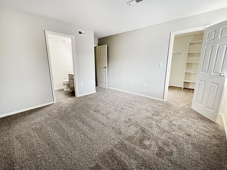 Deercross Apartments — Photo 104