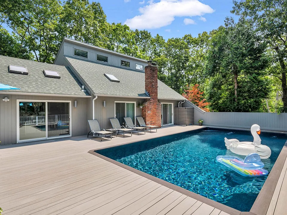 6 Todd Dr