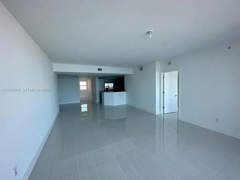2650 Lake Shore Dr #1001 — Photo 11