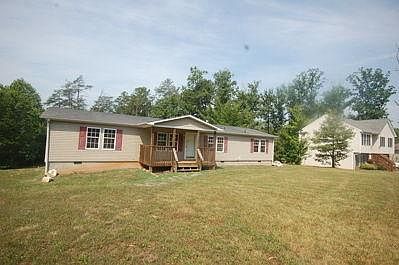 1st image of 280 Harbor Landing Dr
