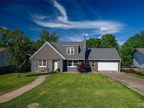 2nd image of 24 Camellia Dr