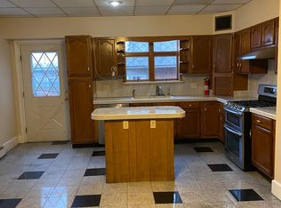 6429 Market St, Upper Darby, PA 19082