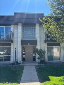 8635 N Akins Rd #K-2, North Royalton, OH, 44133