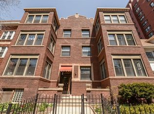 742 W Bittersweet Pl #3W, Chicago, IL 60613