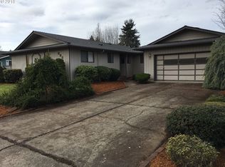 993 65th St, Springfield, OR 97478