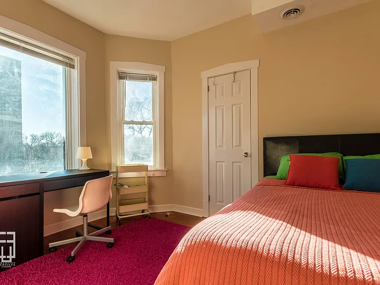 1647 S California Ave #3B — Photo 9