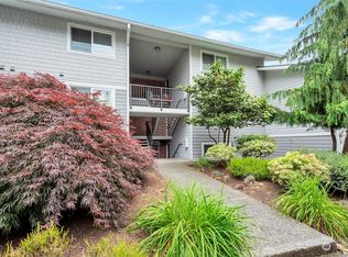 15212 NE 8th St APT F10, Bellevue, WA 98007