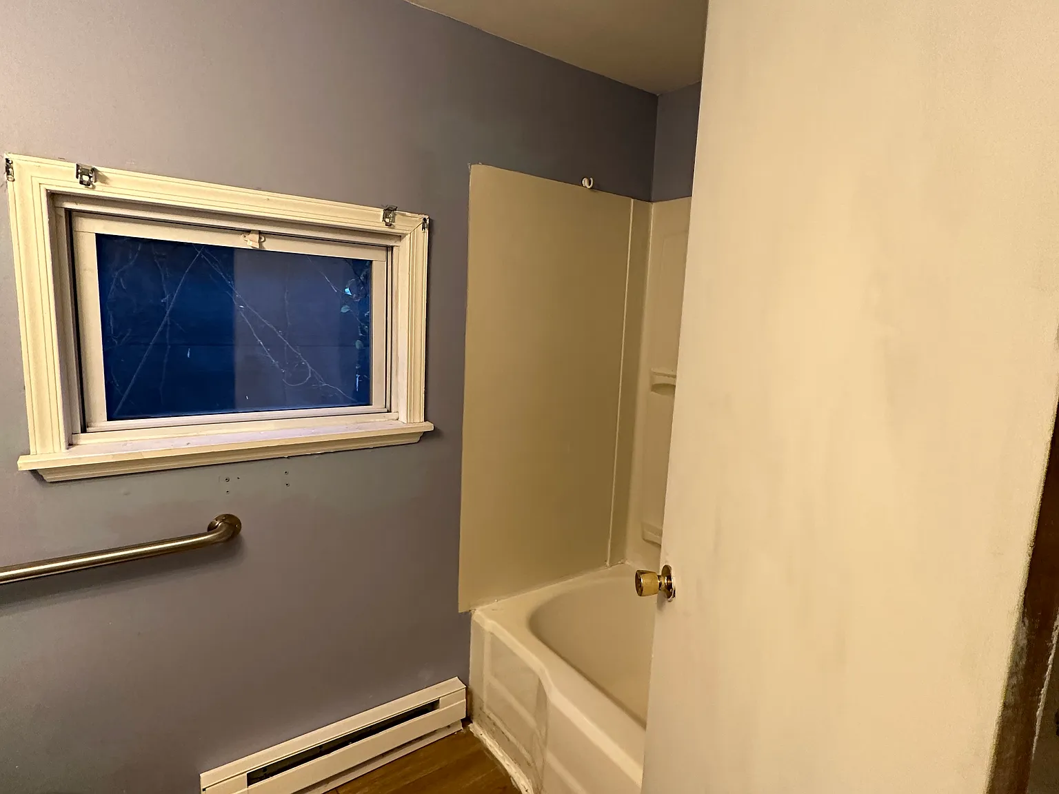1 bed, $1,300 — Photo 3