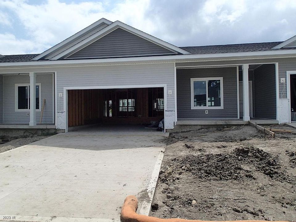 1st image of 9672 Crestview Dr