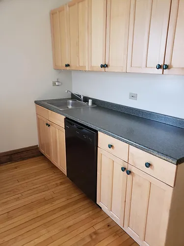 1637 N Drake Ave #2R Photo 1