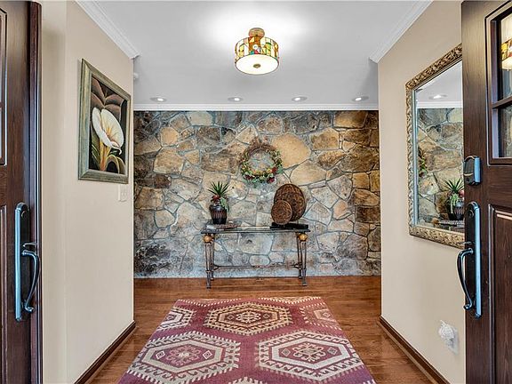 4th image of 4456 Ridgegate Dr