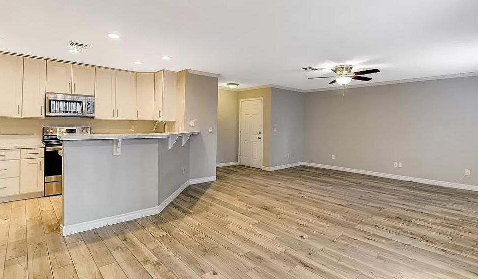 Main Living / Kitchen Dining area