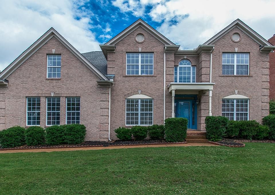 1st image of 3186 Bush Dr