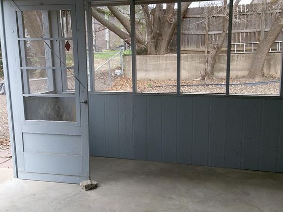 screened in back porch
