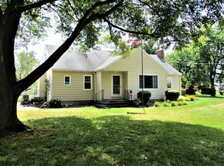 307 S Sherman St, Lostant, IL 61334