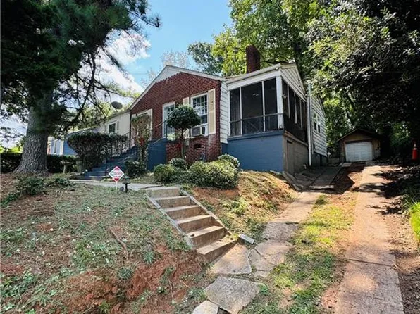 2877 Blount St, East Pt, GA 30344