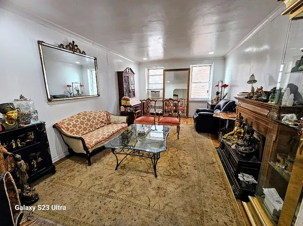 7610 34th Ave APT 2M, Flushing, NY 11372