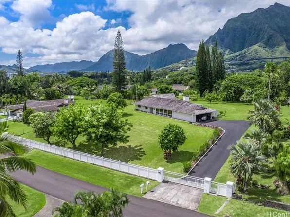 46-418 Holokaa St, Kaneohe, HI 96744