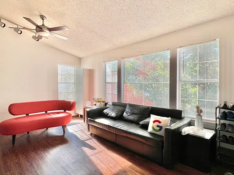 2601 SW Archer Rd #H330 — Photo 3