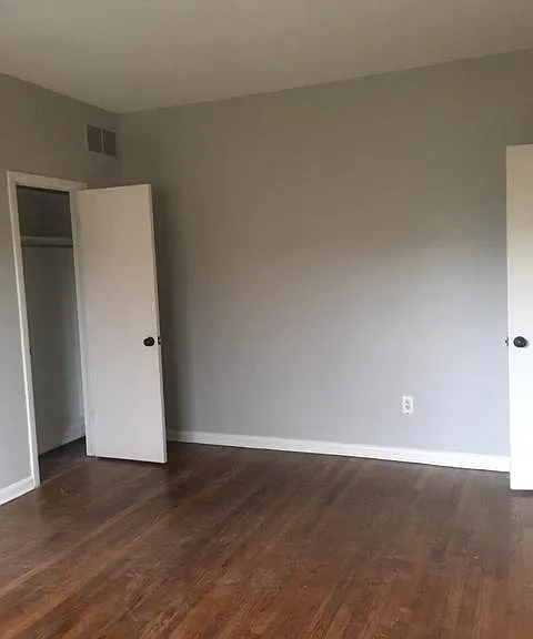801 S Yates Rd — Photo 5