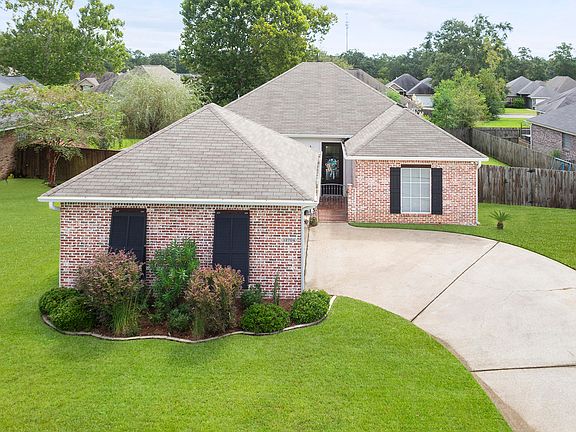 2nd image of 13704 Dunvegan Dr