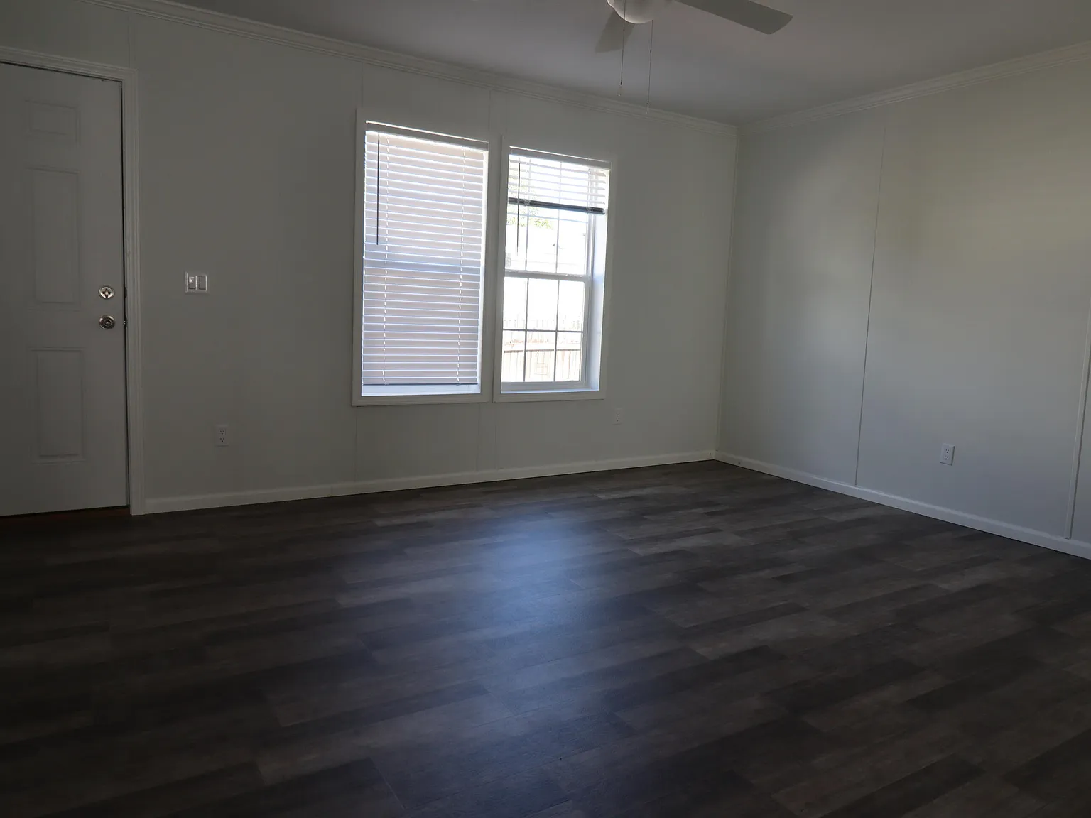 4 bed, 2.0 bath, 1352 sqft, $2,850 — Photo 4