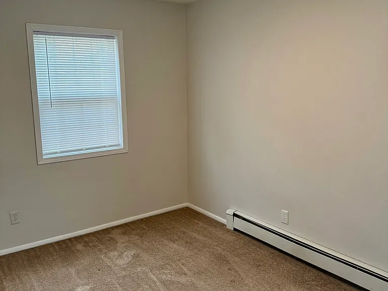 515 E Burlington St #3S — Photo 21