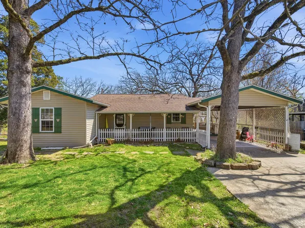 732 Skyline Drive, Forsyth, MO 65653
