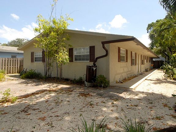 2nd image of 821 SW 4th Ave #1