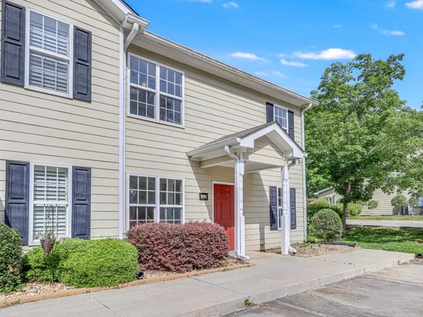 1191 Riverside Ter, Gainesville, GA 30501