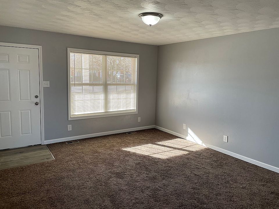 2nd image of 1515 Doris Ave